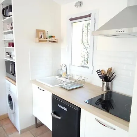 Les Bains Maisonette Avec Terasse De 30 M2 Et Parking Privé Appartamento