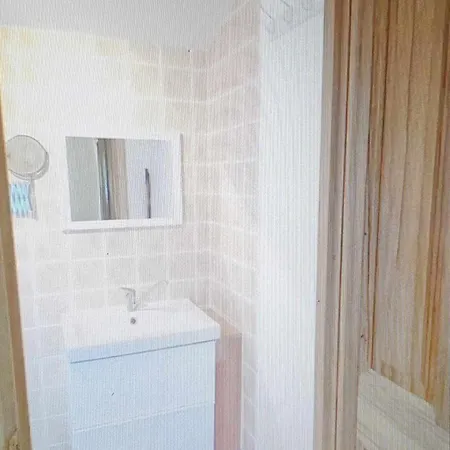 Les Bains Maisonette Avec Terasse De 30 M2 Et Parking Privé